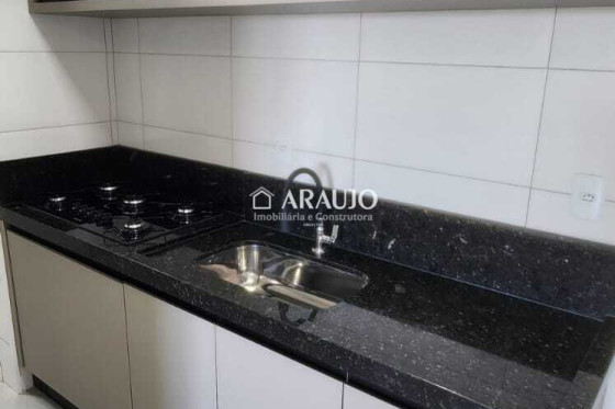 Apartamento para alugar - 63m² - Edifício Malibu - Jardim das Paineiras, Umuarama-PR