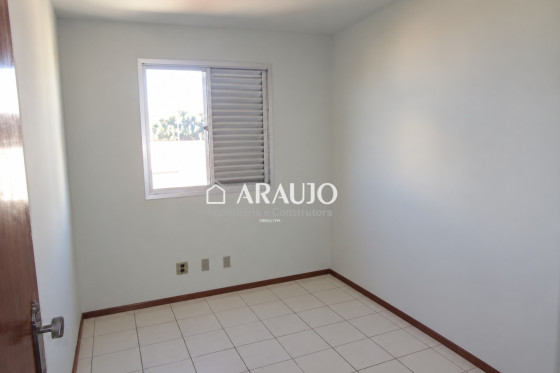 Apartamento à venda - 127.00m² - Zona III, Edifício Topázio, Umuarama-PR