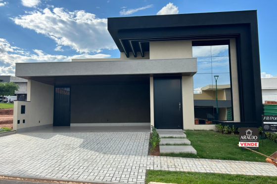 Casa à venda - 164m² - Umuarama-PR