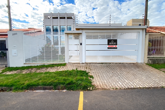 Casa à venda - 128.84m² - Parque Bandeirantes, Umuarama-PR