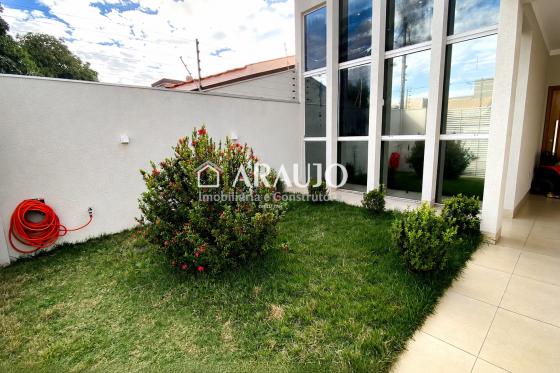 Casa à venda - 128.84m² - Parque Bandeirantes, Umuarama-PR