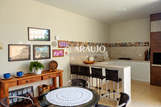 Casa à venda - 200.57m² - Jardim América, Umuarama-PR