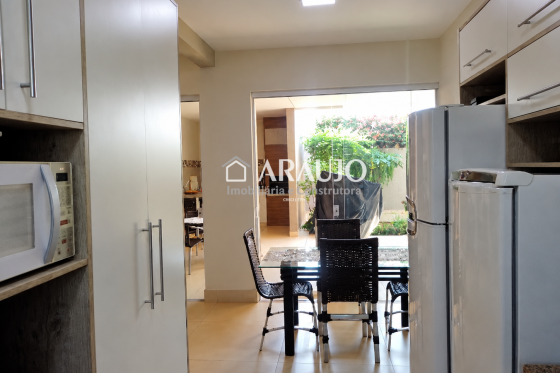 Casa à venda - 200.57m² - Jardim América, Umuarama-PR