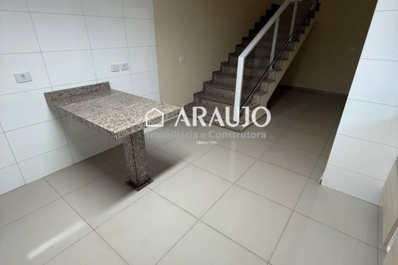 Sobrado à venda - 264m² - Zona II, Umuarama-PR