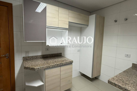 Sobrado à venda - 264m² - Zona II, Umuarama-PR