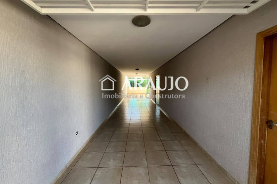Sobrado à venda - 264m² - Zona II, Umuarama-PR