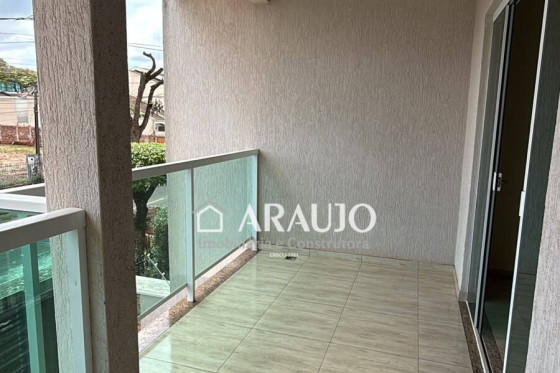 Sobrado à venda - 264m² - Zona II, Umuarama-PR