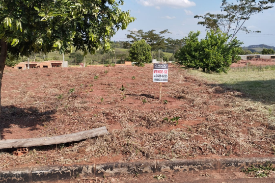 Terreno à venda - 126.10m² - Parque Residencial Viena II, Umuarama-PR