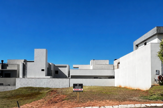 Terreno à venda - 240m² - Condomínio Paysage Essenza, Umuarama-PR 987