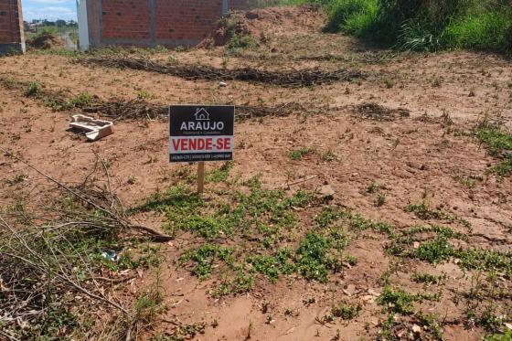 Terreno à venda - 134.16m² - Jardim Janina II, Umuarama-PR