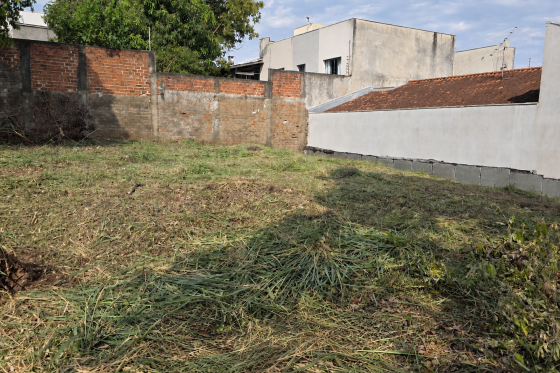 Terreno à venda - 220m² - Jardim Belvedere, Umuarama-PR