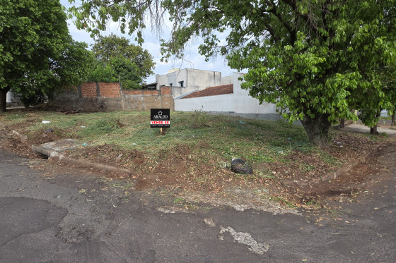 Terreno à venda - 220m² - Jardim Belvedere, Umuarama-PR