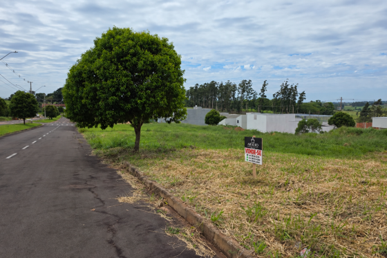 Terreno à venda - 245m² - Parque Metropolitano, Umuarama-PR