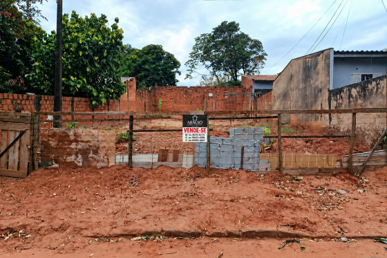 Terreno à venda - 270.40m² - Parque San Marino, Umuarama-PR