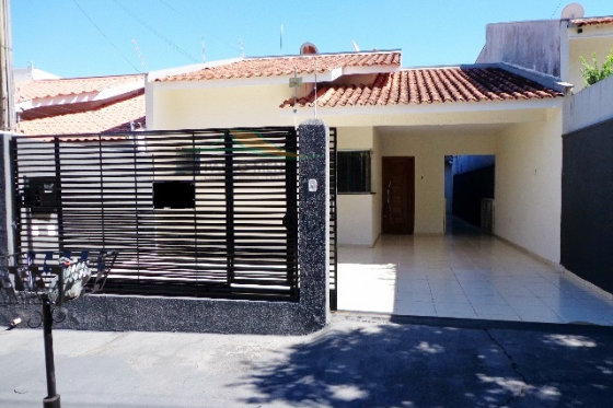 Casa 135m Umuarama-PR 573