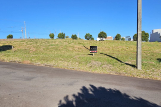 Terreno 240m Umuarama-PR 758