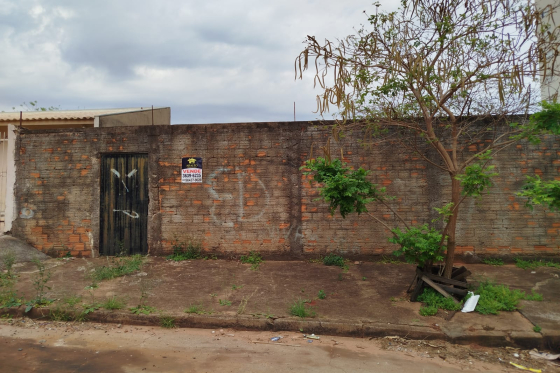 Terreno 330m Umuarama-PR 764