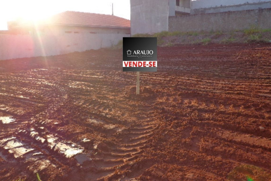 Terreno 395.82m Umuarama-PR 745
